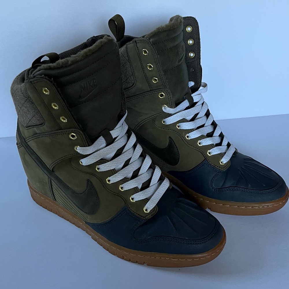 Nike Dunk Sky Hi Wedge Sneaker with H20 repel